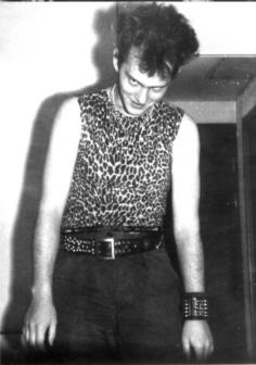 D. Dusza